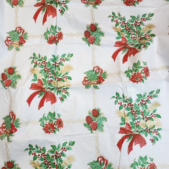 VTG Christmas Tablecloth 70x50 Plastic Covered Felt Back White Red Bells Holiday - Picture 3 of 8